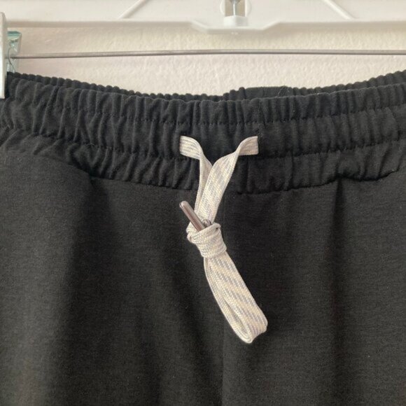 Vuori Granite Performance Jogger Pants Black Lounge Travel Comfy Women's Medium - Picture 7 of 16